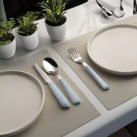 Coltello da tavola manico colorato soft  NEW - Thumbnail Image 1
